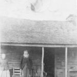 Pinana Amanda Hemphill and brother Buck Sowell in the Dove community. SHS Archives